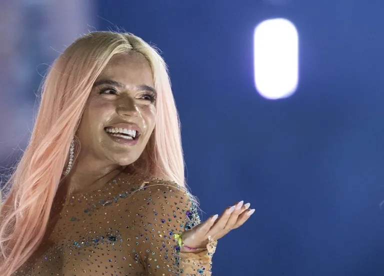 Karol G, Bieber y Sabrina Carpenter encabezan Coachella 2026