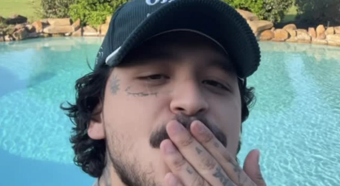 Nodal arremete contra influencers por difundir contenido sobre su vida