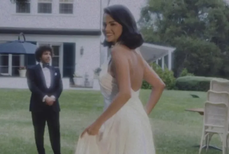 Un lugar de ensueño: así fue la boda íntima de Selena Gómeaz y Benny Blanco