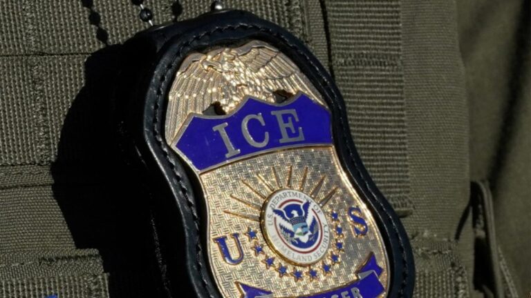 temor a ICE obliga a migrantes