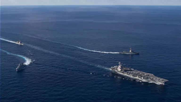 EE.UU. despliega su mayor buque militar en el Caribe