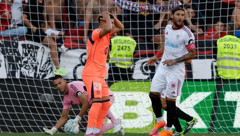 Barcelona cae goleado ante el Sevilla