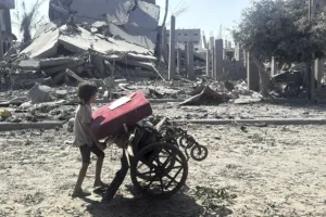 Israel bombardea Gaza en plena negociación de paz