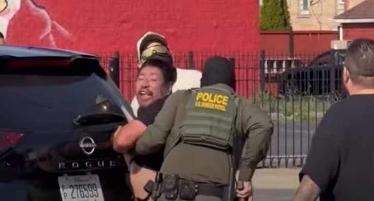 Hombre se defiende de ICE en Chicago: “¡Latinos somos más!”