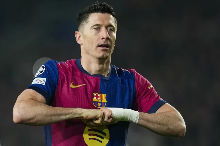 Robert Lewandowski queda fuera del clásico ante Real Madrid