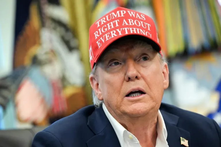 Trump amenaza con enviar tropas a San Francisco