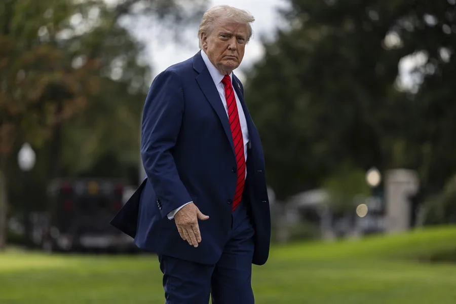 Fotografía de archivo del presidente de Estados Unidos, Donald Trump, en la Casa Blanca, en Washington (EE.UU.). EFE/EPA/ Shawn Thew