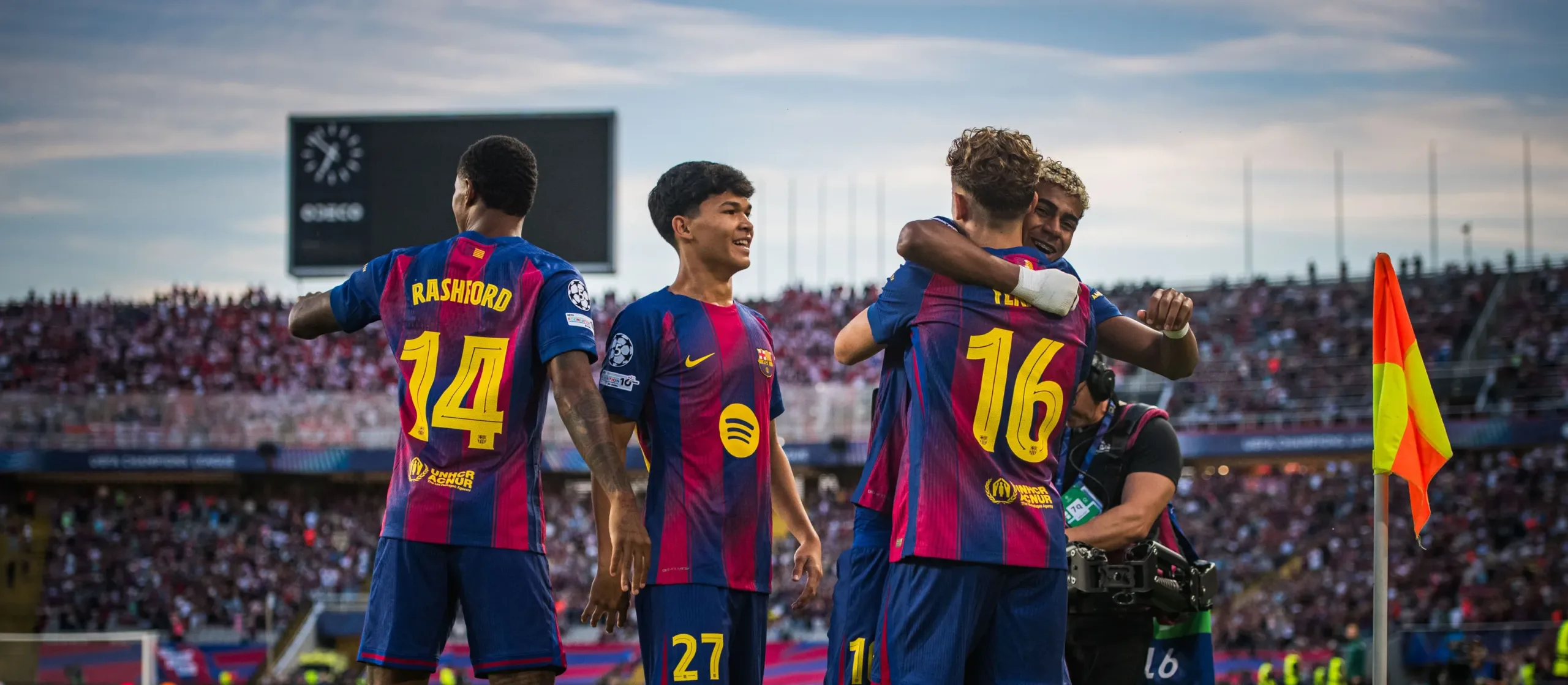 Fuerte goleada del Barcelona al Olympics en Fase de Liga