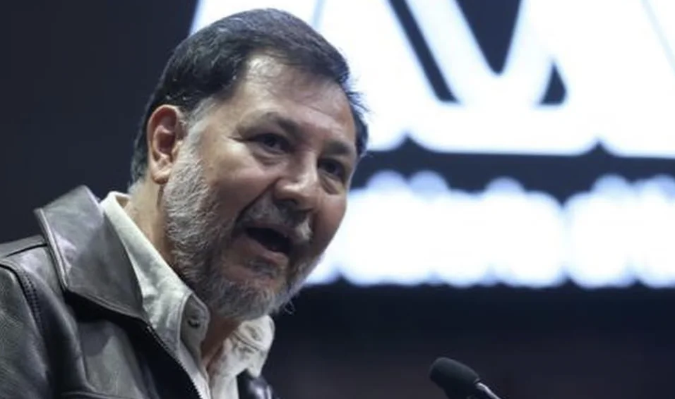 Fernández Noroña rompe en llanto al hablar de Palestina