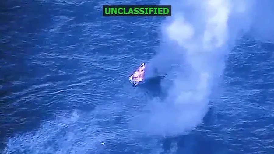 hundir lancha de Venezuela