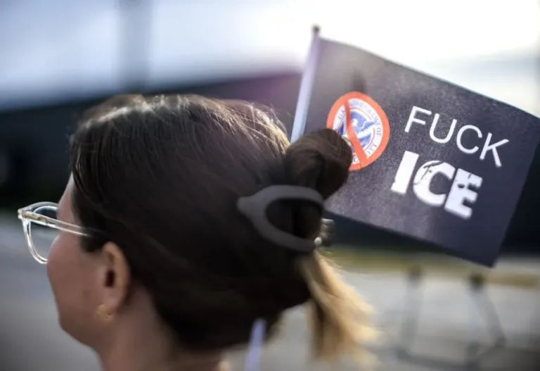 Tragedia: hondureño muere al intentar escapar de ICE