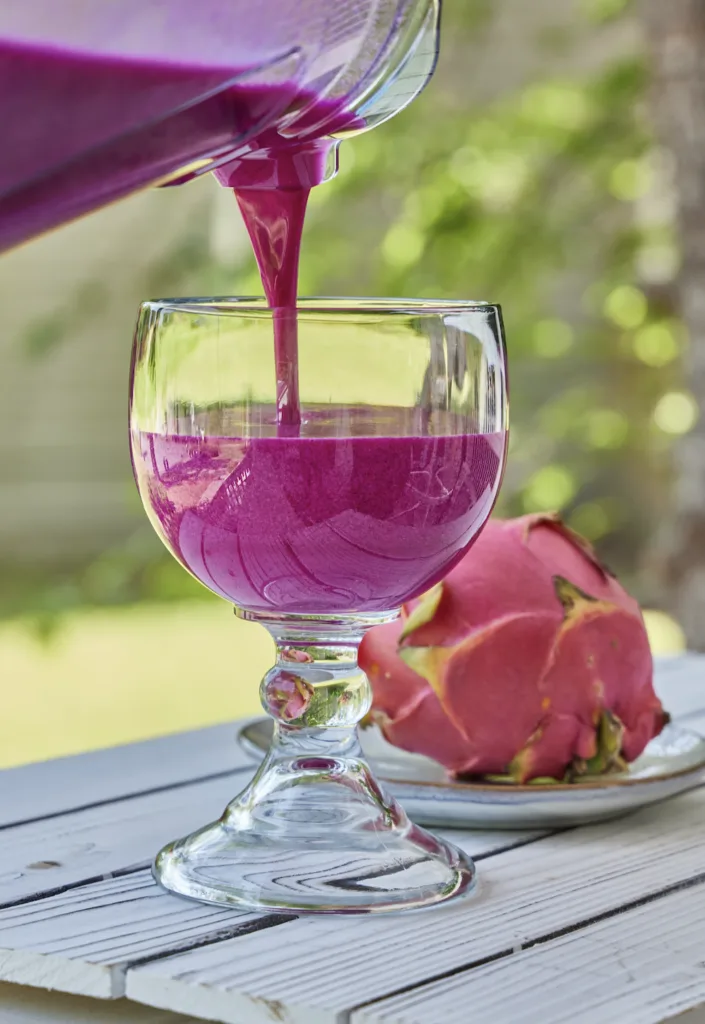 Pisco Sour de Dragon Fruit