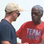 Le regalan $100.000 y su familia lo secuestra para robarle el dinero