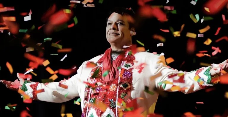 Netflix lanza serie con archivos inéditos de Juan Gabriel
