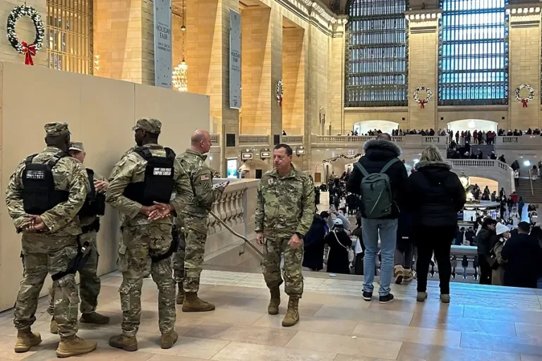 jueza bloqueó el despliegue militar de Trump