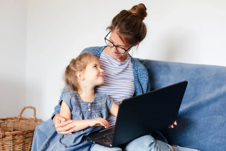 ¿Tus hijos pueden acceder al Seguro Social? Montos, requisitos y más