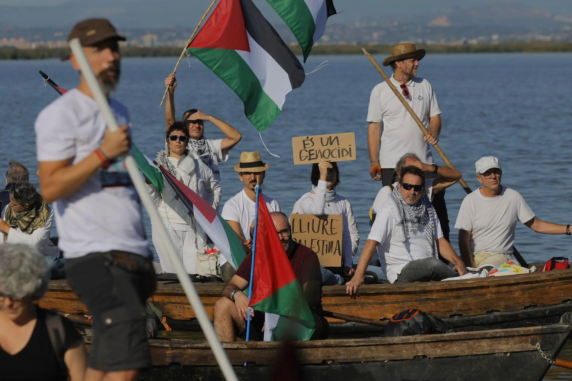 Fernández Noroña rompe en llanto al hablar de Palestina