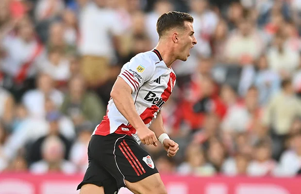 ¿A qué hora juega River Plate vs Racing por la Copa Argentina?