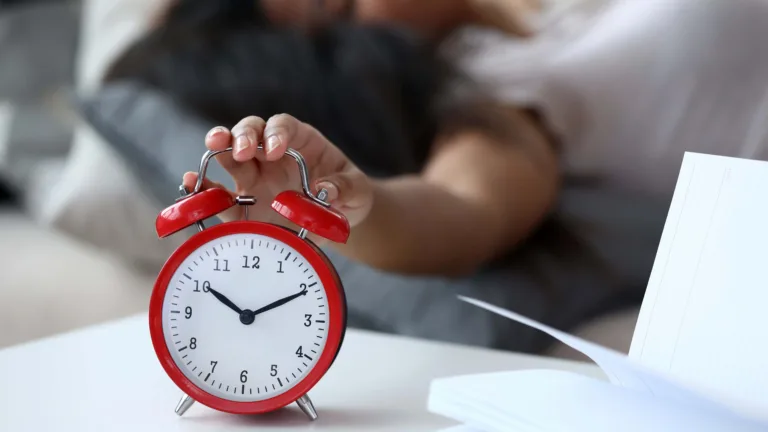 Cambio de horario en EEUU: ¿Cuándo atrasarás o adelantarás el reloj?