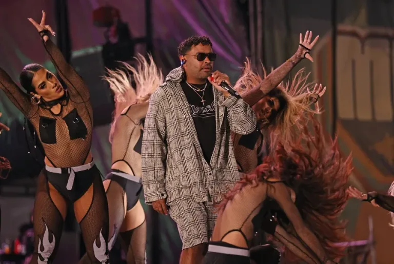 Zion de ‘Zion & Lennox’ se recupera tras accidente de tránsito