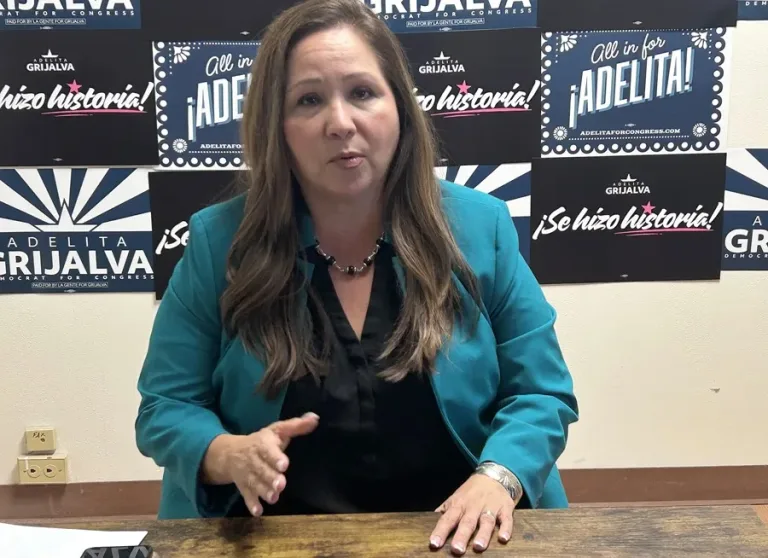 Adelita Grijalva juramenta ante la Cámara de Representantes