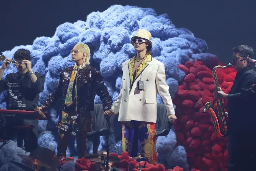 Ca7riel & Paco Amoroso arrasan con 5 Latin Grammy