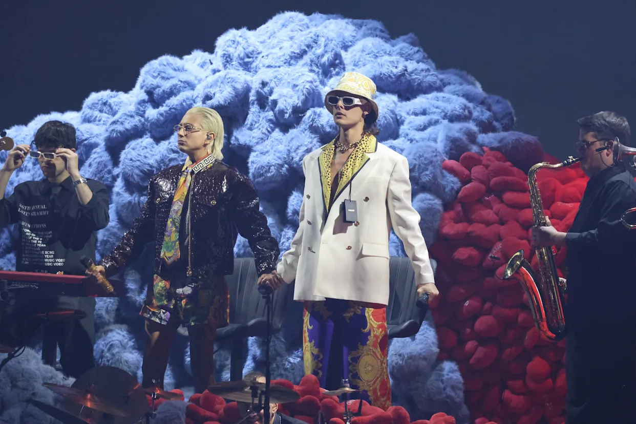 Ca7riel & Paco Amoroso arrasan con 5 Latin Grammy