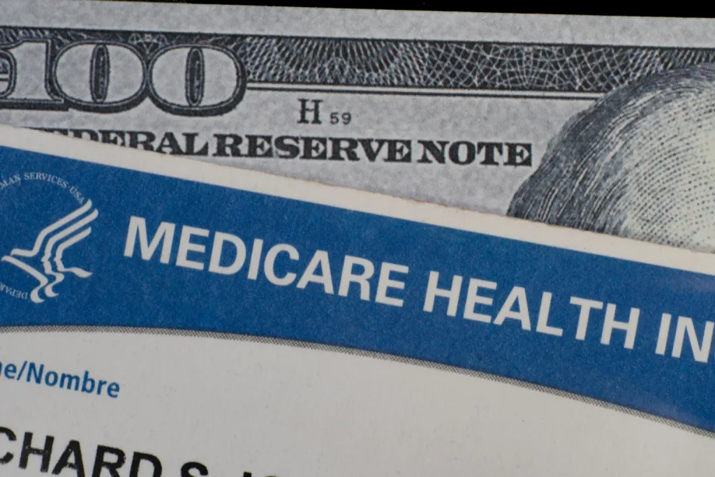 ¿Cambiar a Medicare Advantage? 5 claves antes de inscribirse