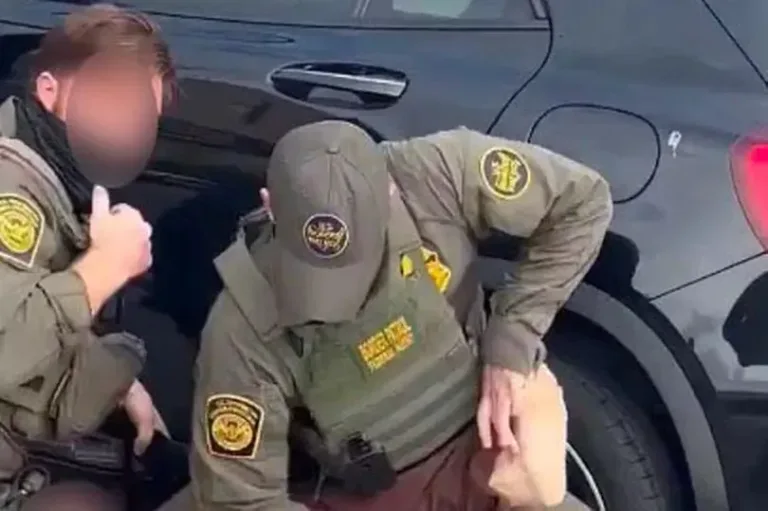 Mujer es detenida por ICE tras accidente de tránsito