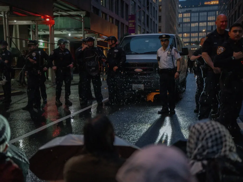 Multas de $1 millón a migrantes