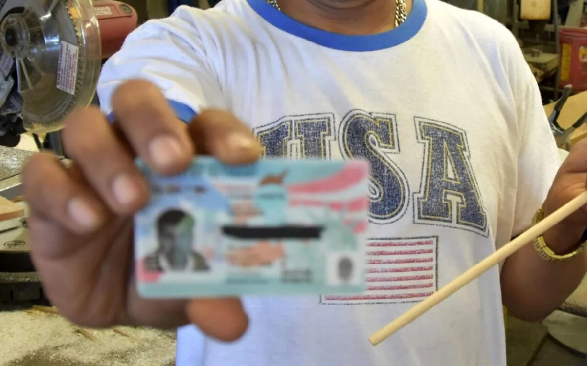 ¿Revaluarán tu Green Card? Conoce los motivos