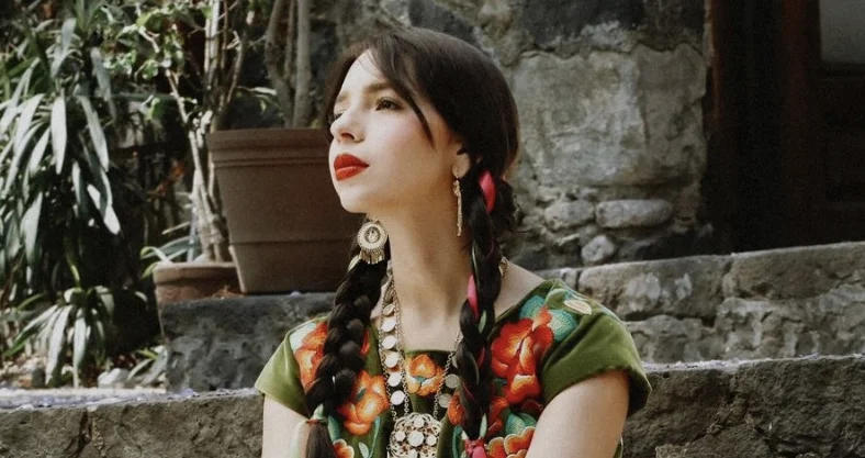 ¿Todo un fracaso?: Ángela Aguilar remata boletos de su gira por EE.UU.