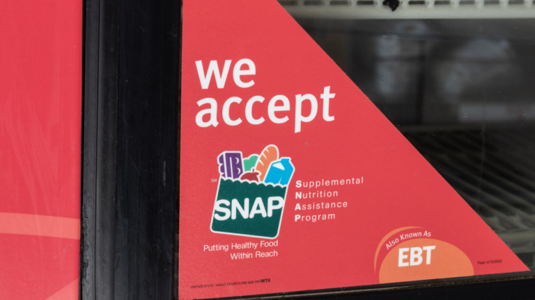 SNAP deja de enviar beneficios: ¿Dónde buscar ayuda?