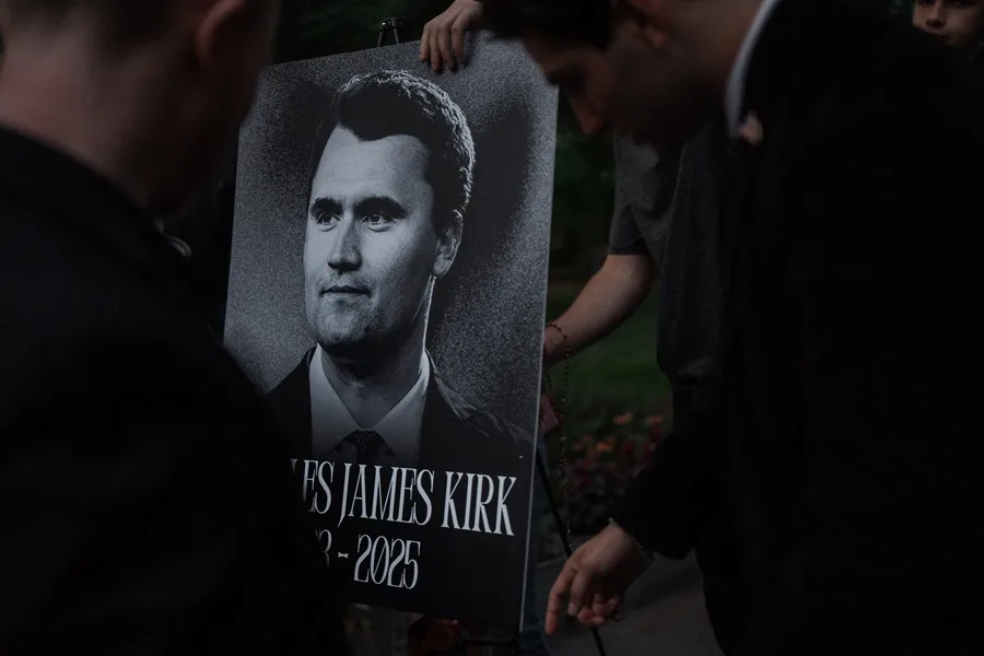 Erika Kirk revela que oraba por estar embarazada de Charlie Kirk
