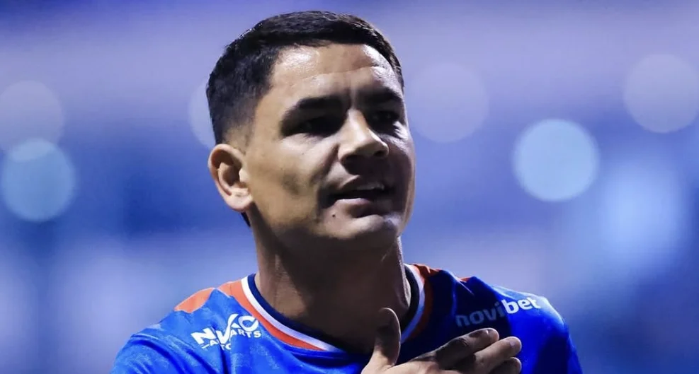 Pumas gana 3-2 y arrebata a Cruz Azul su lugar en la Liga MX