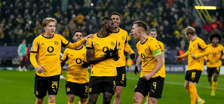 Goleada de Dortmund al Villarreal en el regreso de la Champions