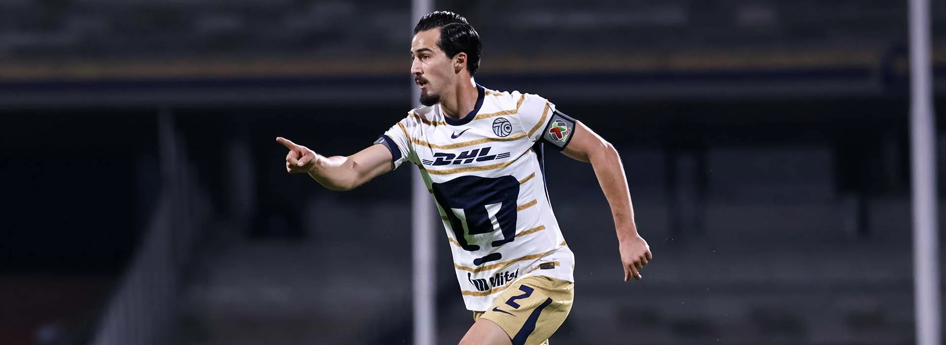 Pumas gana 3-2 y arrebata a Cruz Azul su lugar en la Liga MX