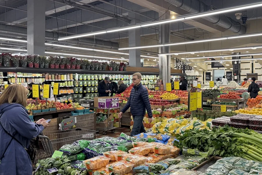 Thanksgiving 2025: horarios de Walmart, Whole Foods, Costco y más