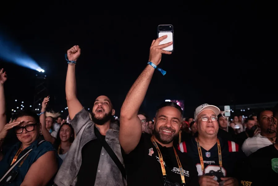 Bad Bunny reembolsará boletos por inconvenientes 