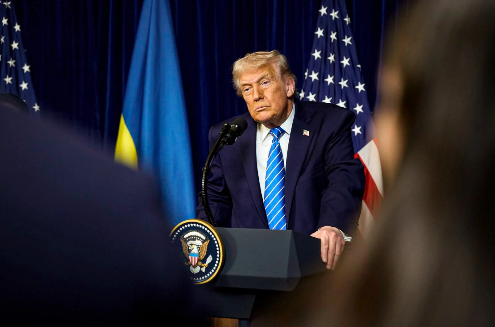 EN PORTADA: TORBELLINO DIPLOMÁTICO EEUU redobla sus apuestas en política exterior al cierre de 2025, con negociaciones en Ucrania, Gaza y Venezuela.