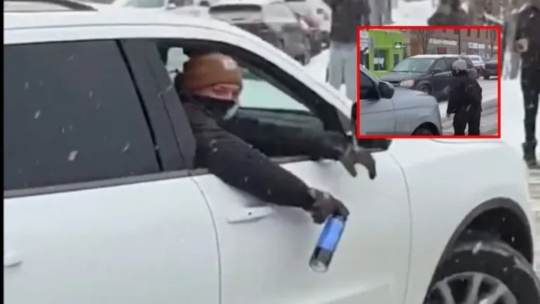 Video expone a agentes de ICE burlándose tras atropellar a migrante