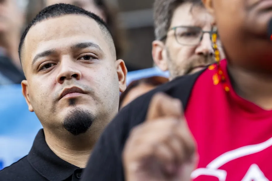 EE.UU. admite su error al arrestar a migrante guatemalteco