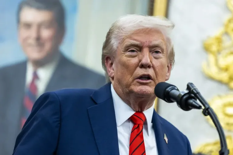 Trump culpa a extranjeros por la violencia