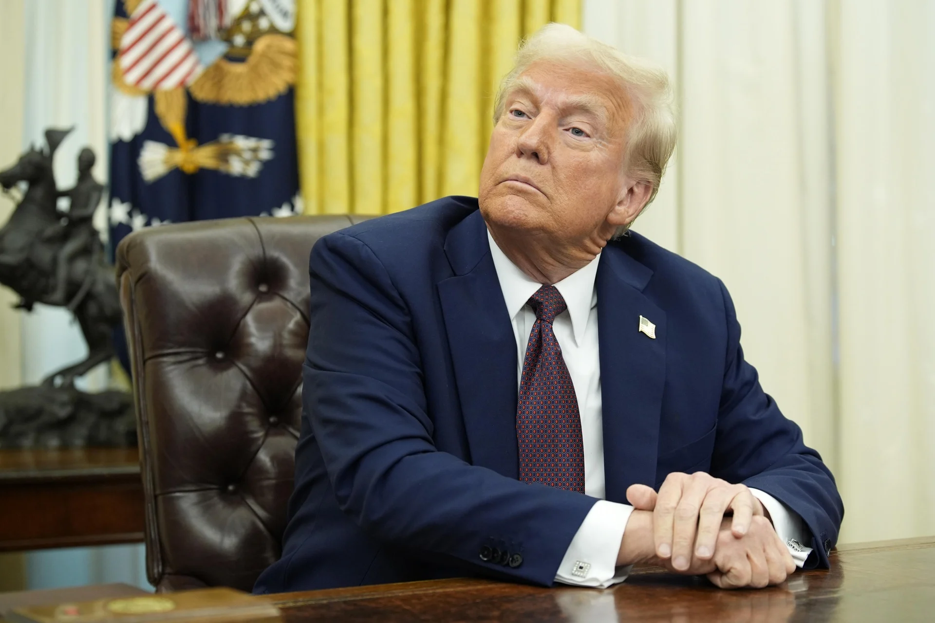Trump reclama derechos petroleros