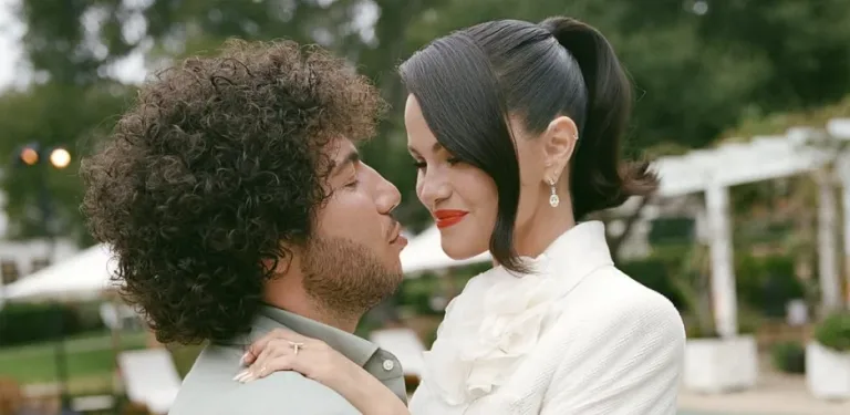 Selena Gomez sorprende al bailar “El Tucanazo” con Benny Blanco