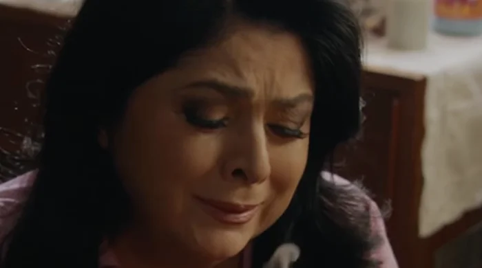 Victoria Ruffo sorprende en campaña de ‘Stranger Things’