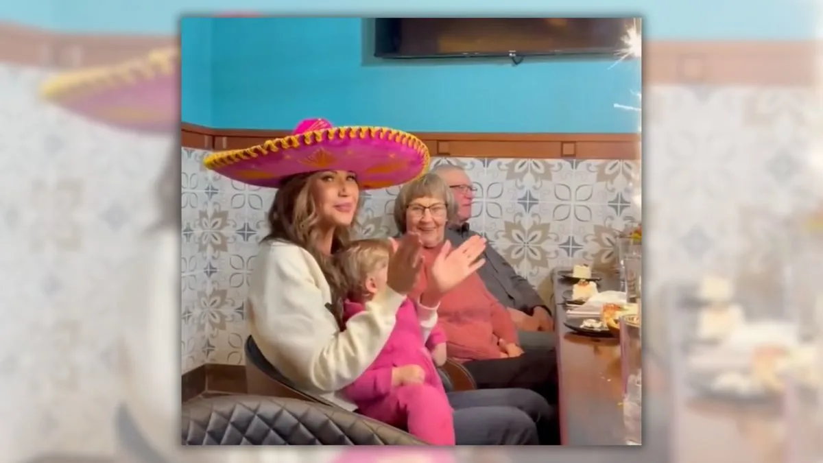 ¡Indignante! Kristi Noem celebra su cumpleaños con fiesta mexicana