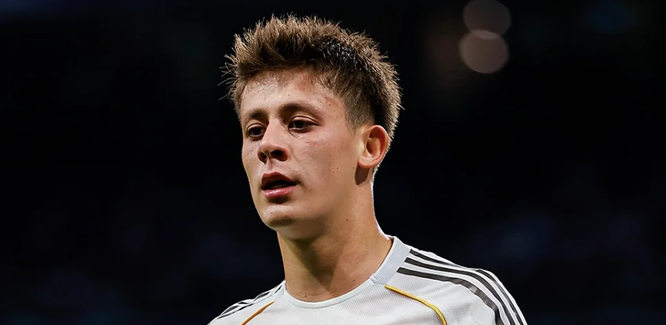 Arda Güler protagoniza bochornoso momento en la Supercopa