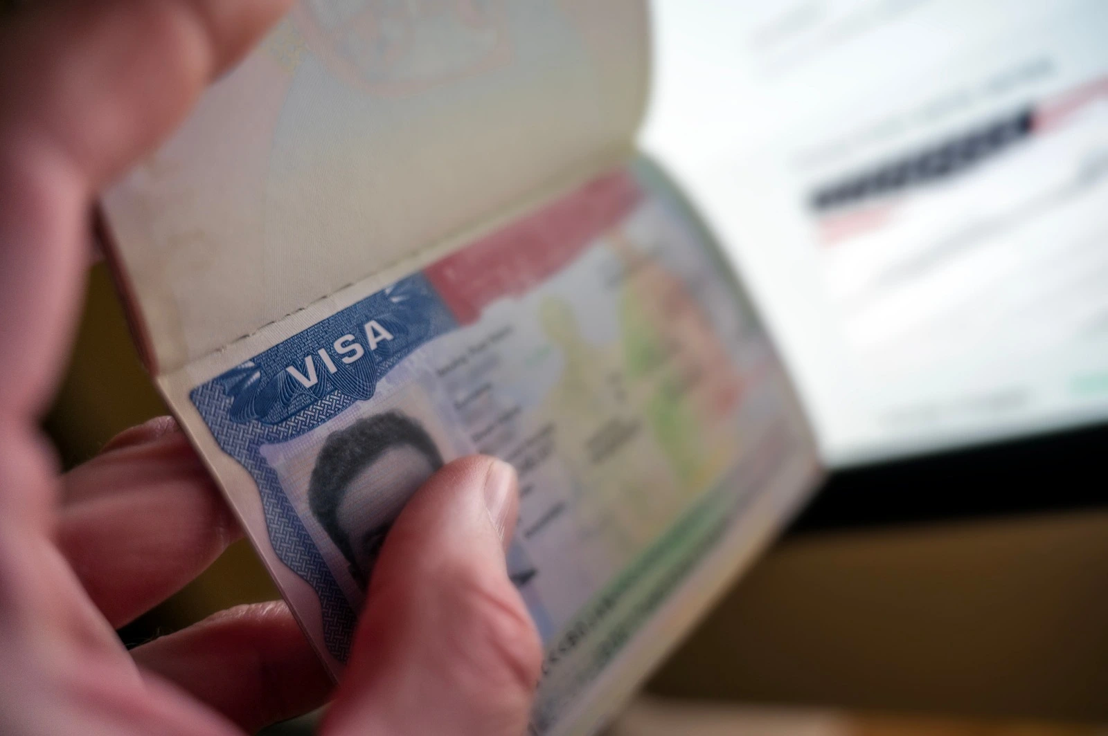 EN PORTADA: VISAS SUSPENDIDAS EE.UU. suspenderá el procesamiento de visas de inmigrante para ciudadanos de 75 países.