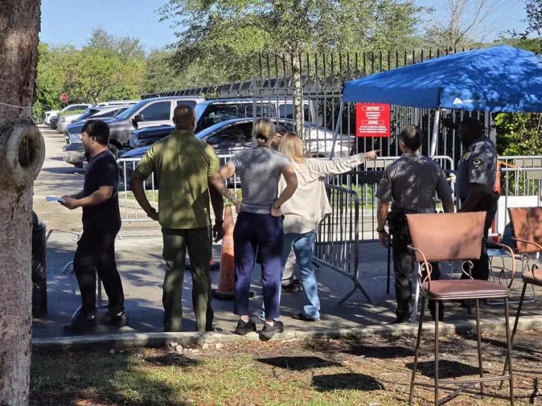 Estados Unidos ofrece $2,600 a migrantes